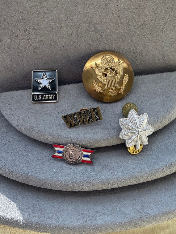 5 Vintage Military Pins