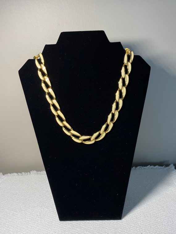 Vintage Napier Gold Tone and Cream Color Chain Li… - image 1