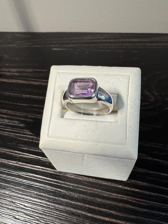 Vintage Amethyst and Sterling Silver Ring by BONA - Approx. Size 8 US View 4