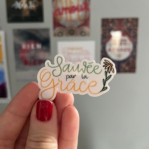 Autocollant "Sauvée par la grâce" vinyle imperméable, encouragement, verset biblique