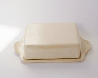 Butterdose aus Keramik - beige / Creme