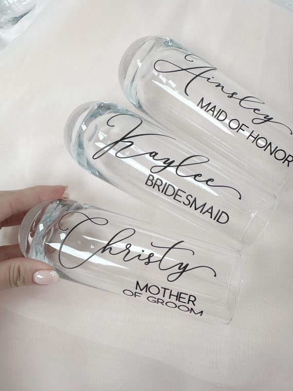 Bridal party gifts bridesmaid champagne flutes custom personalized champagne glasses maid of honor proposal idea gift for bridesmaid box