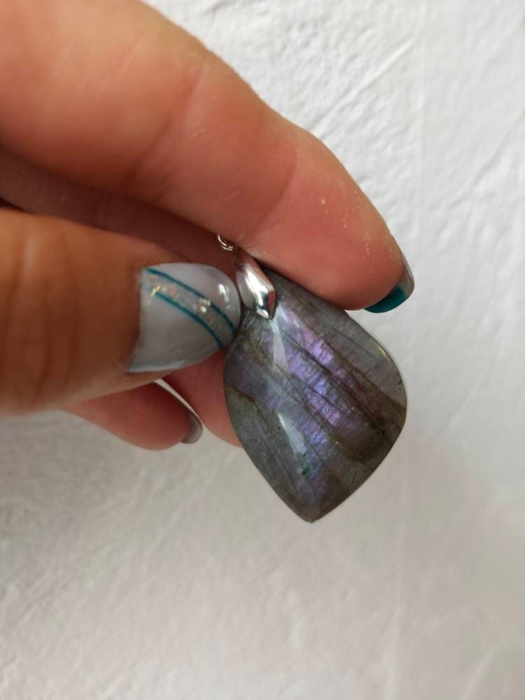 Pendentif Labradorite Violette