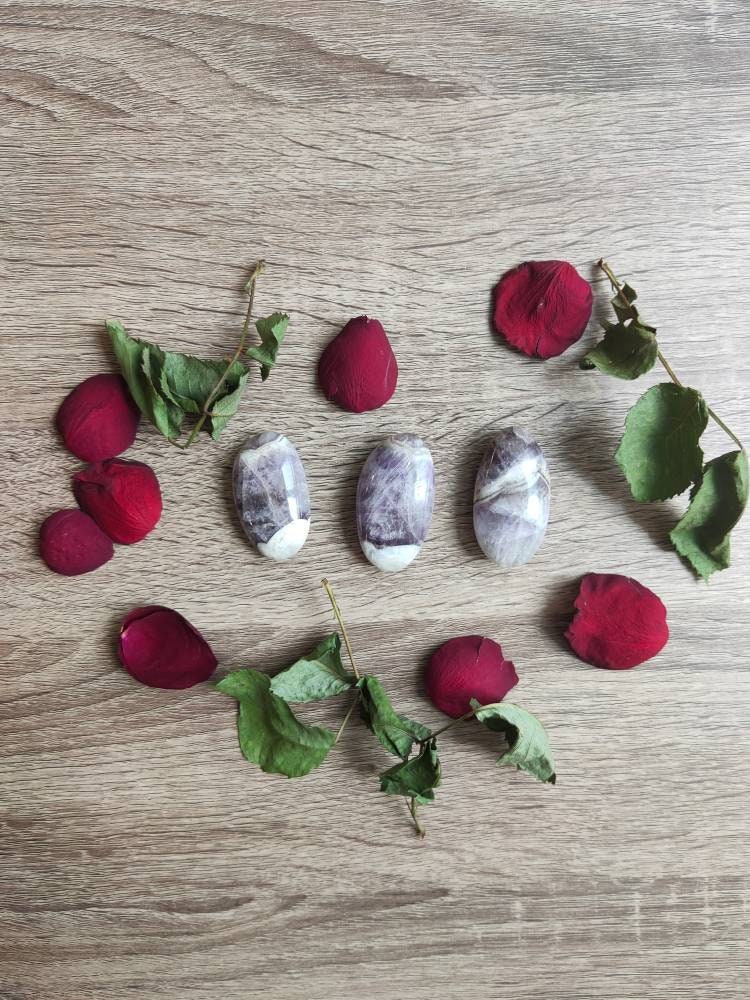 Galet Améthyste Chevron 4 à 5 cm