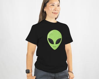 Green Alien Head Shirt 90s Retro Sci-fi Tee Funny Movie Fan Gift