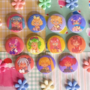 Vocaloid Buttons: 1.25&quot; Metal Pin Badges