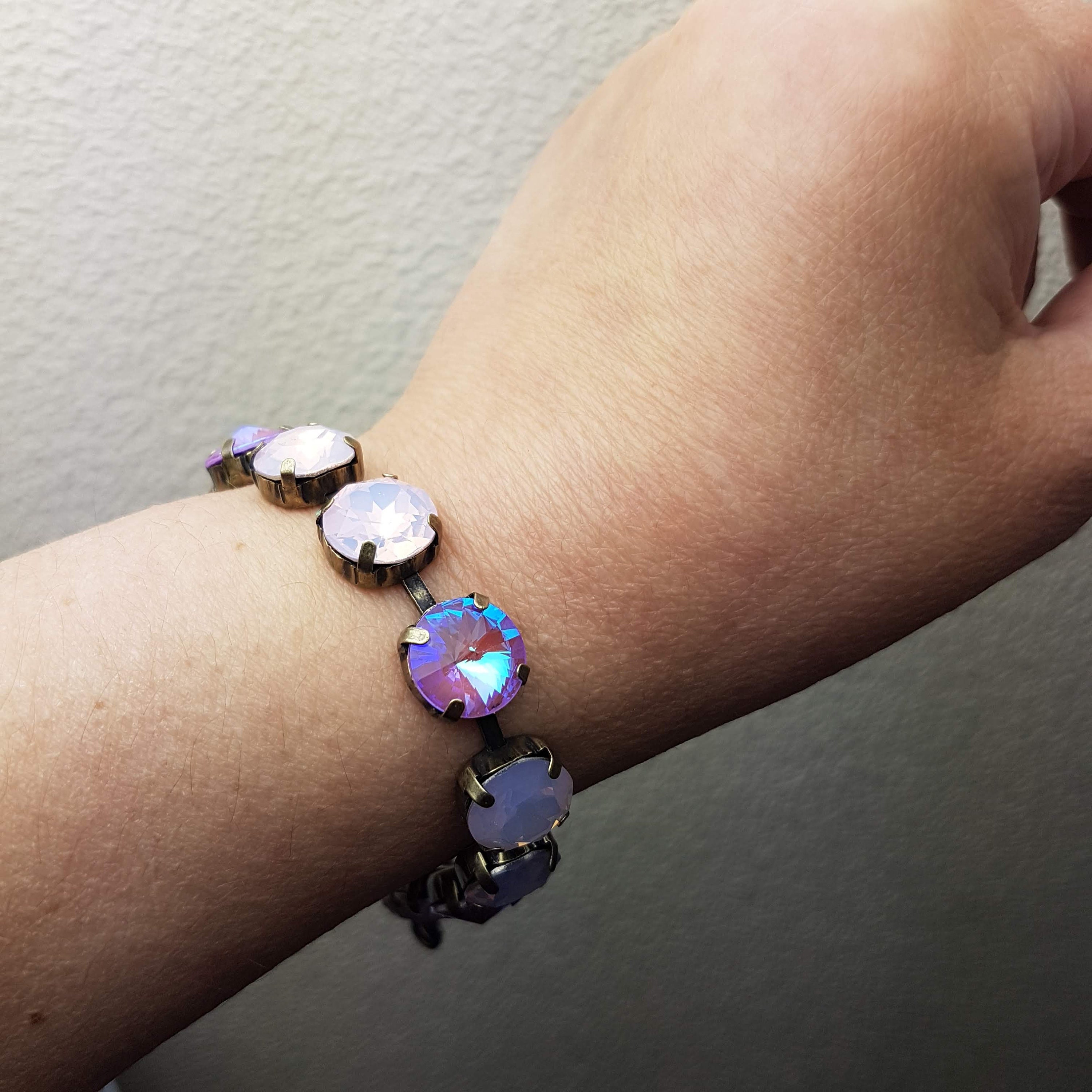 Adjustable Circular Linked Bracelet with Swarovski Crystals