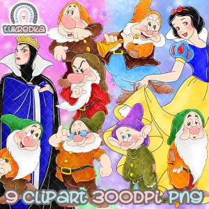 Puede incluir: Una ilustración digital de Blancanieves y los Siete Enanitos. Blancanieves lleva un vestido amarillo y un lazo rojo. Los enanitos llevan ropa colorida y tienen diferentes expresiones faciales. El fondo es un lavado de acuarela rosa y azul.