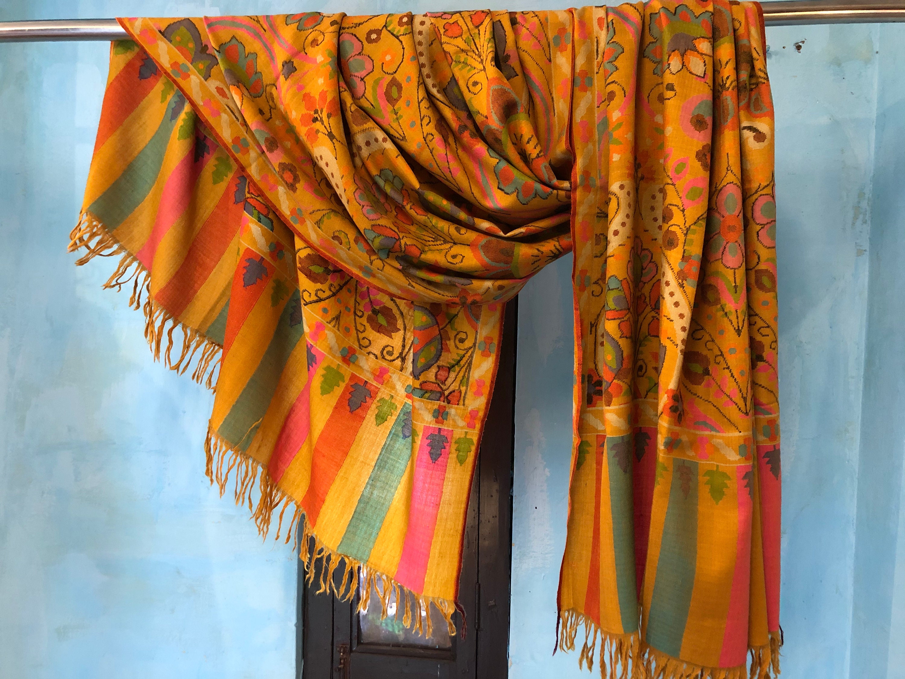 kani weave shawl