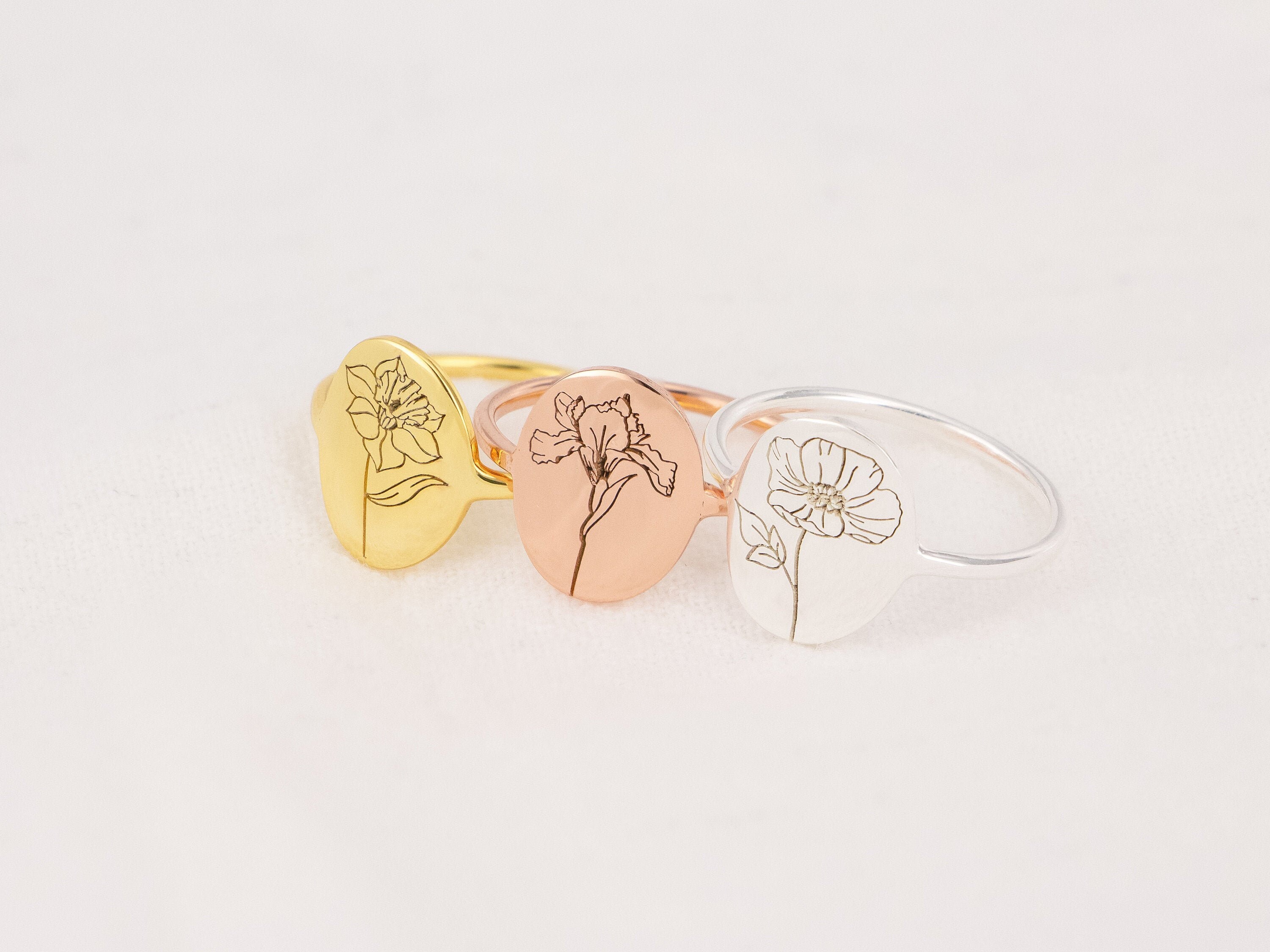 Personalized Birth Flower Ring in Gold / Silver / Rose Gold, Engraved ...
