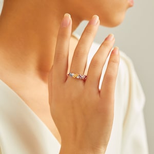 Sierlijke Baguette Birthstone Ring, Familie Birthstone, Moeder Oma Ring Cadeau, Goud Zilver Moeders Geboorte Maand Ring Gepersonaliseerd cadeau voor haar afbeelding 9