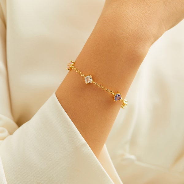 Bracciale Birthstone personalizzato, braccialetto a catena con ciondolo a forma di diamante della famiglia di pietre preziose per regalo di gioielli per la nonna, mamma, regali per la damigella d'onore della festa della mamma