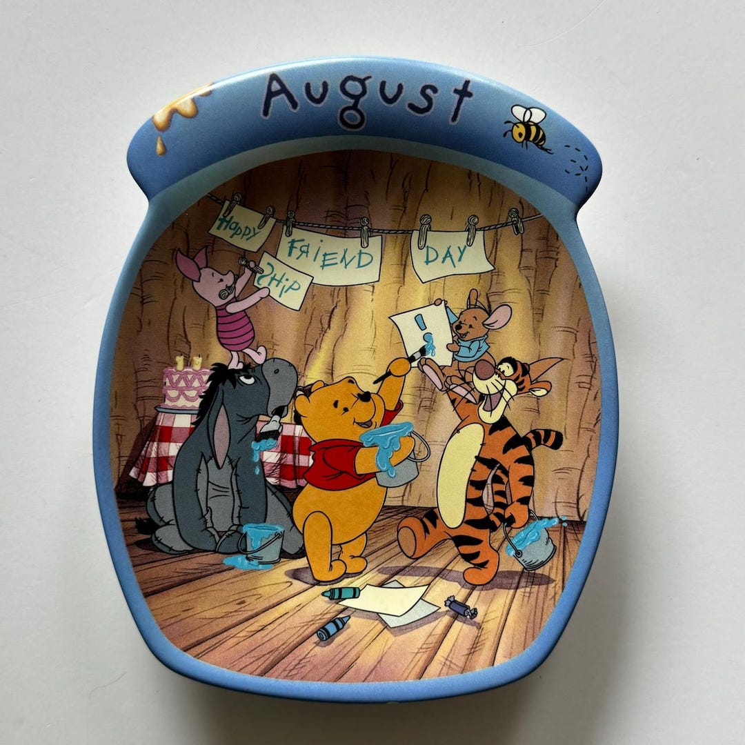 Bradford Exchange Winnie the Pooh the Whole Year Through AUGUST