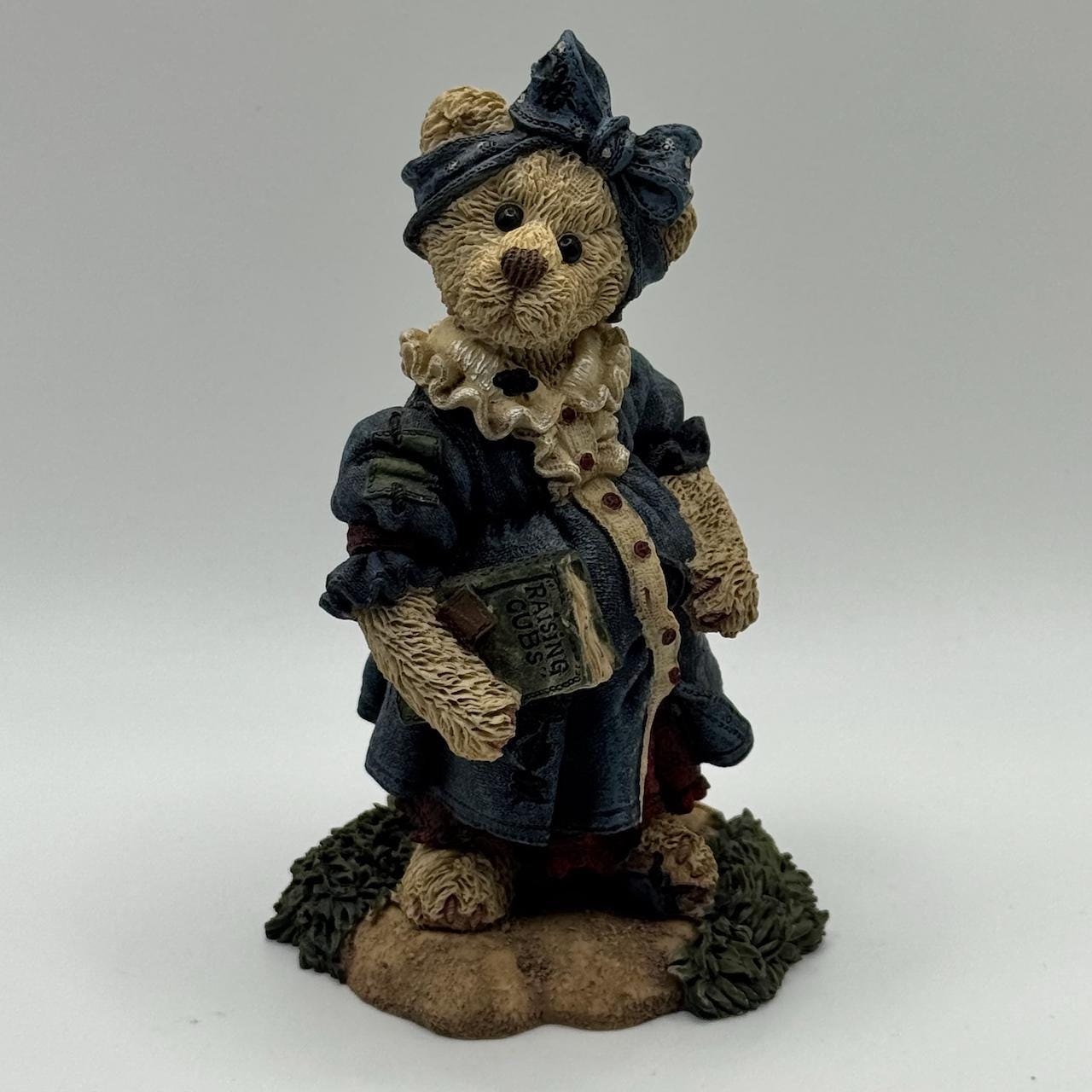 Boyds Bears Figurine Momma Mcbearanticipation #2282, the