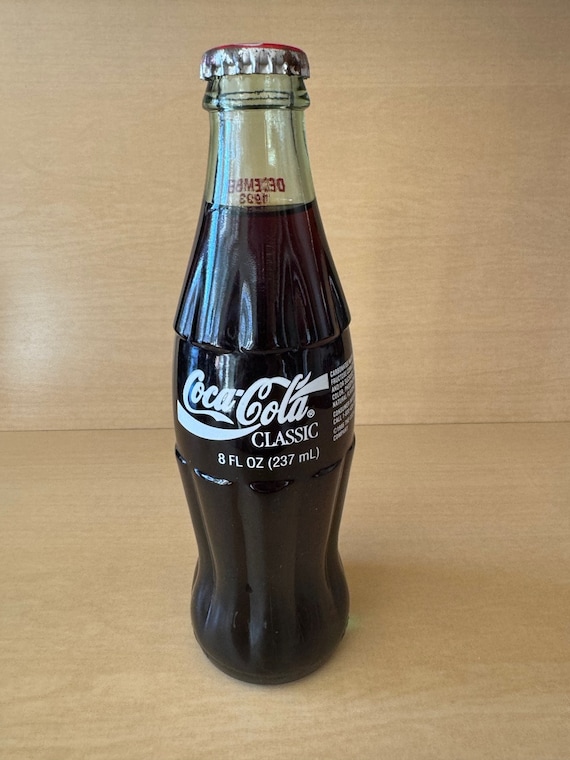 December 1993 Coca-cola Seasons Greetings Commemorative Bottle
