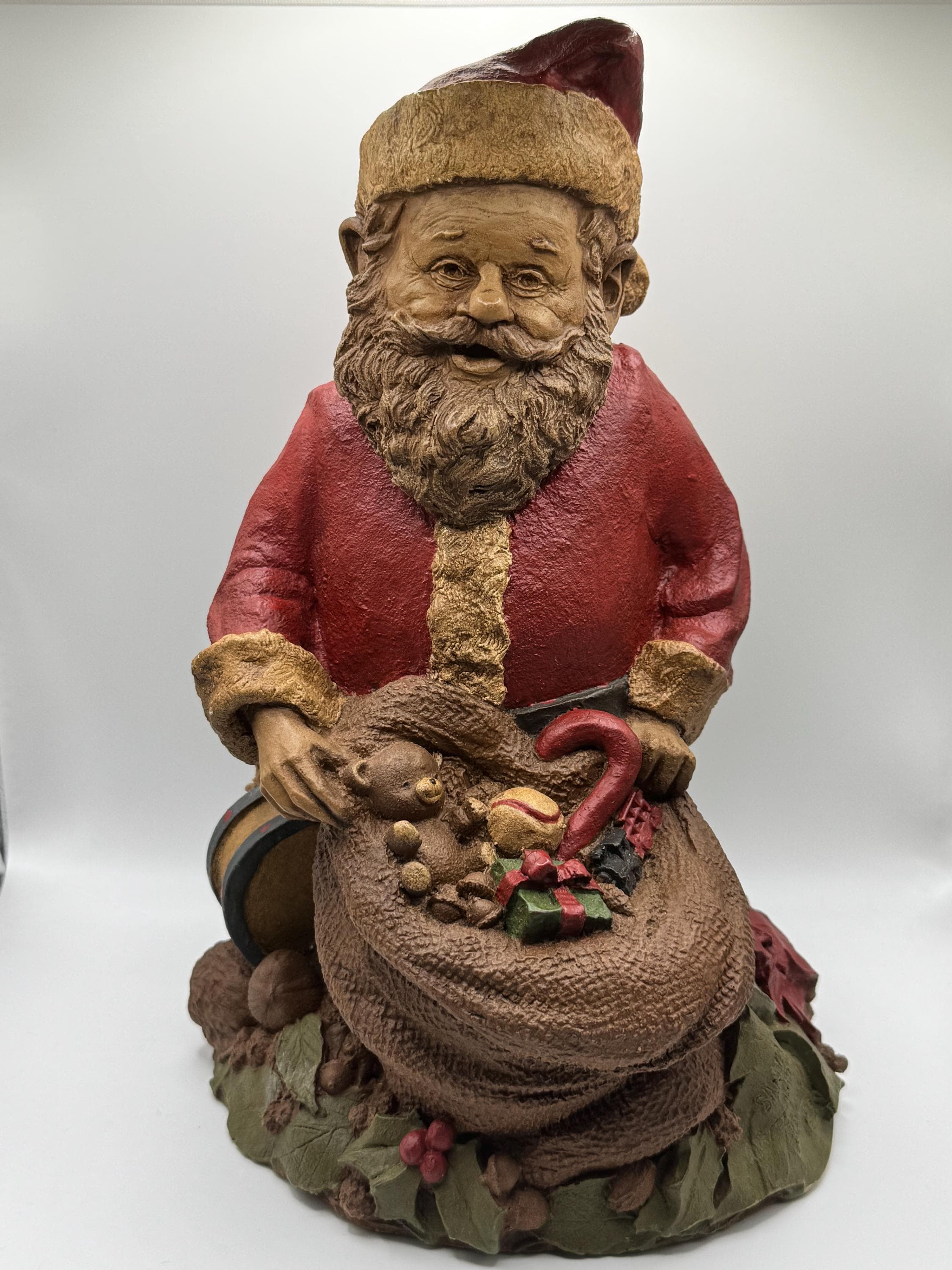 Tom Clark Santa III, 1984, Cairn Studios, Retired, Christmas Tom