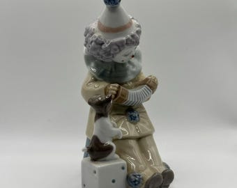 LLADRÓ Pierrot With Concertina Porcelain Sculpture #5279, Glossy