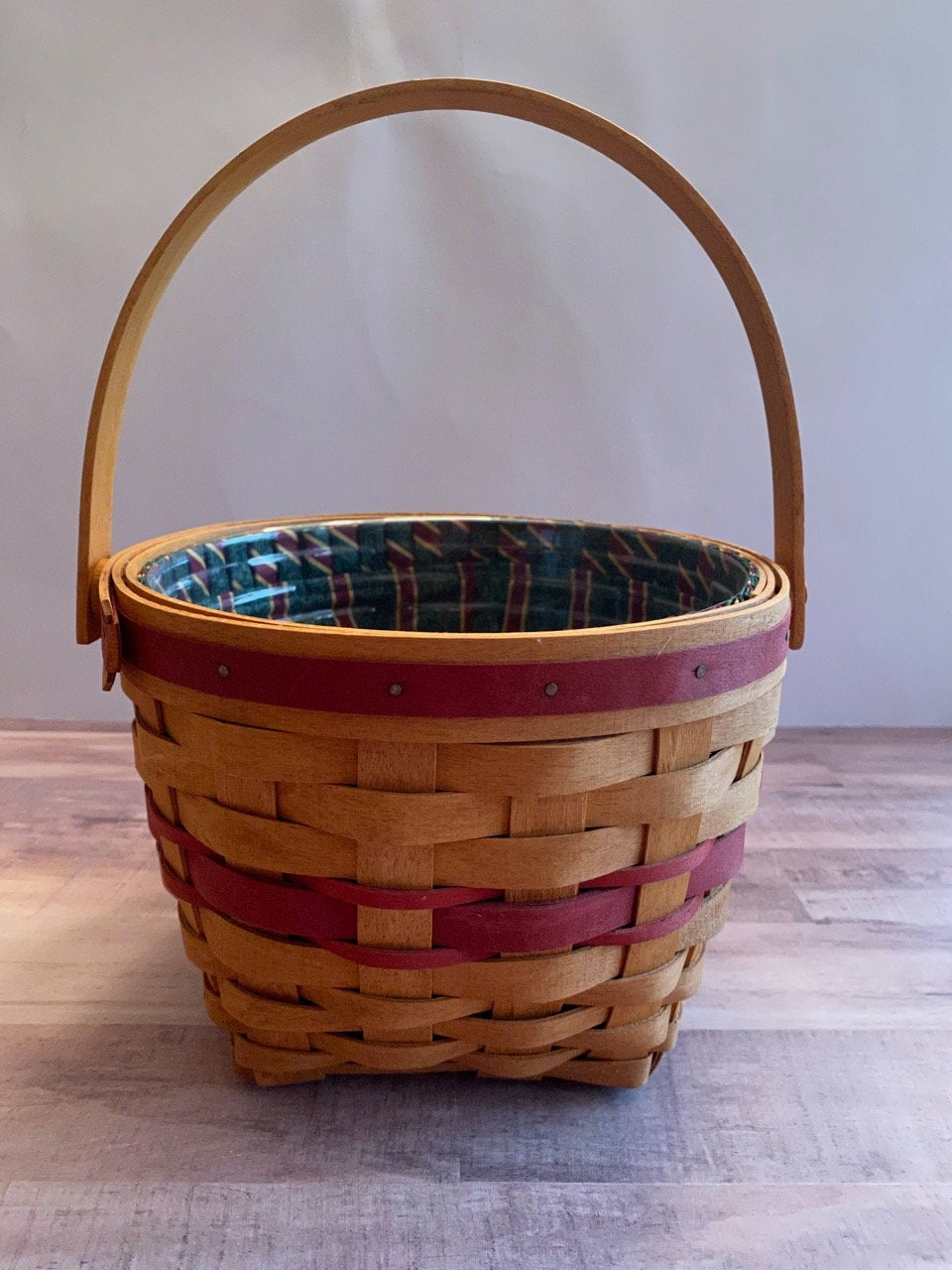 LONGABERGER BASKETS 手編みバスケット 1994年製 Longaberger 1994 Jingle Bell Basket W/ Liner, Protector and Tie-on