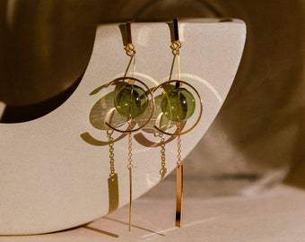 Furin | Japanische Windspiel-Ohrringe, hohle Glasperle, 14K vergoldet, geometrische Ohrringe