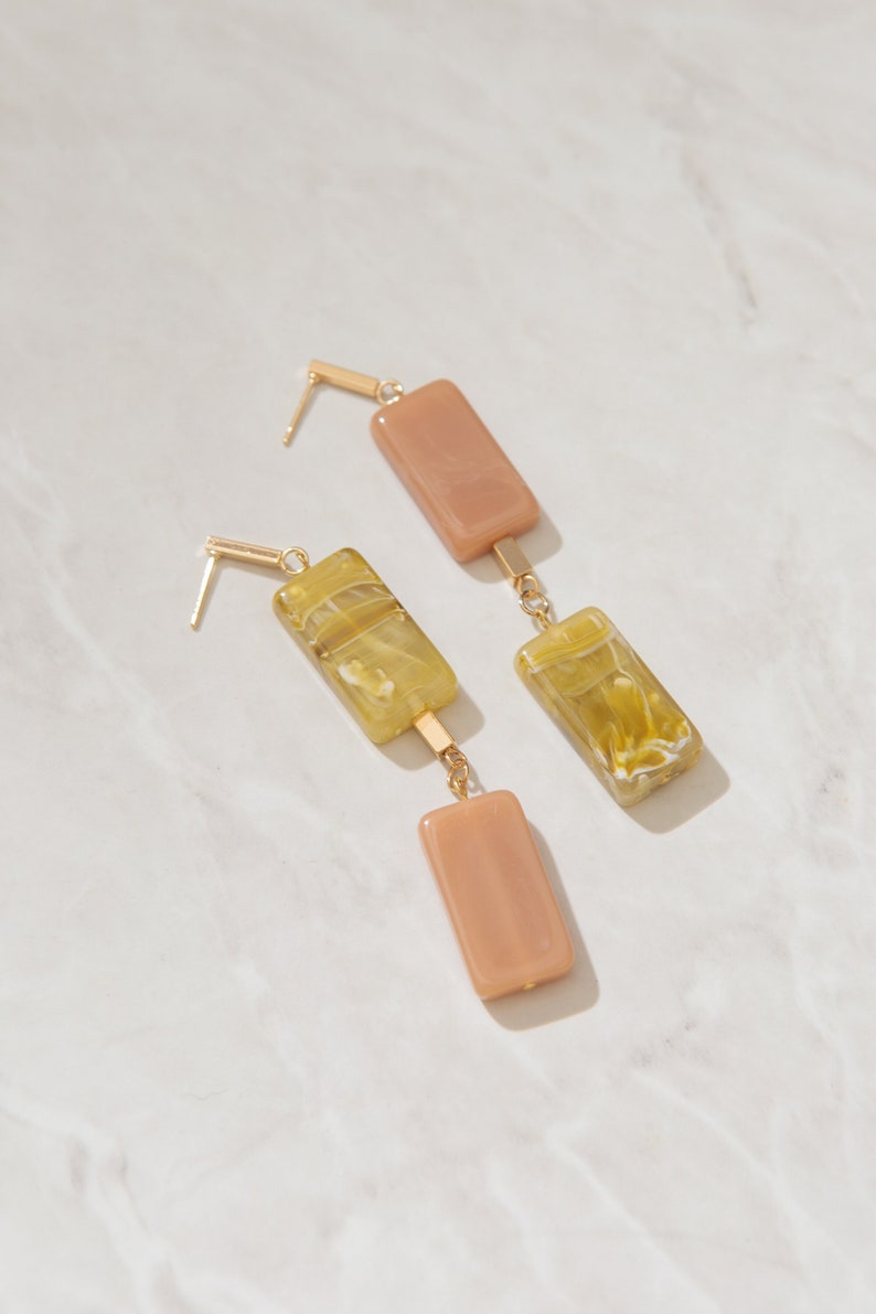 Sucre V2 Acrylic Statement Dangling Earrings, Geometric Resin Beads, Minimalist 14K Gold Plated Jewelry image 3