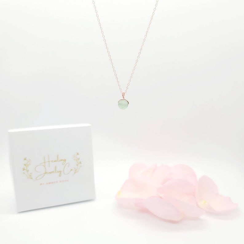Aventurine Crystal Pendant  14K Gold Necklace  Aventurine image 7