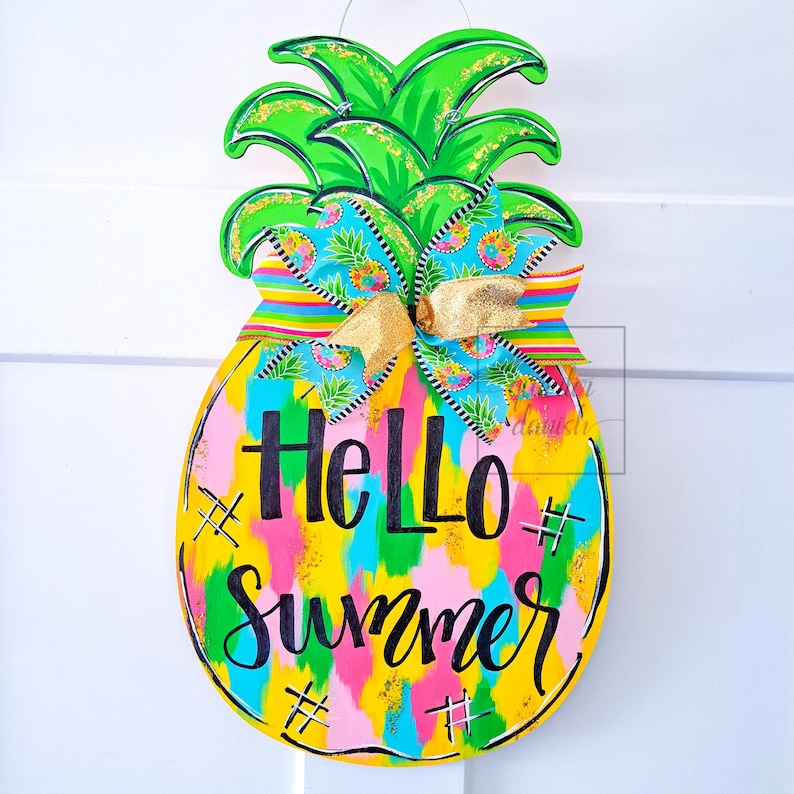 pineapple sign, pineapple decor, pineapple gifts, personalized summer gift, personalized summer door hanger, personalized door sign image 1