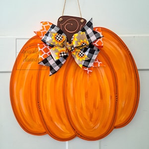 pumpkin door hanger, halloween pumpkin decor, fall pumpkin wreath for front door, pumpkin door sign, pumpkin door decor, fall door sign