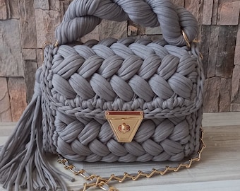 Handmade Braided Crochet Bag: Luxury Woven T-Shirt Yarn Shoulder Bag