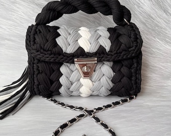 Sac à bandoulière au crochet fait main, sac de créateur en tricot pour t-shirt