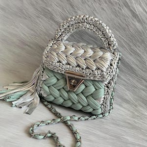 Sac métallique/Sac fait main/Sac tissé à la main/Sac au crochet/Sac en tricot/Sac de créateur/Sac de luxe/Sac en bandoulière/Sac pour femme/Cadeaux à personnaliser