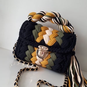 Sac multicolore/Sac tissé à la main/Sac au crochet/Sac en tricot/Sac coloré/Sac noir/Sac de créateur/Sac de luxe/Sac en bandoulière/Sac de luxe/Sac pour femme