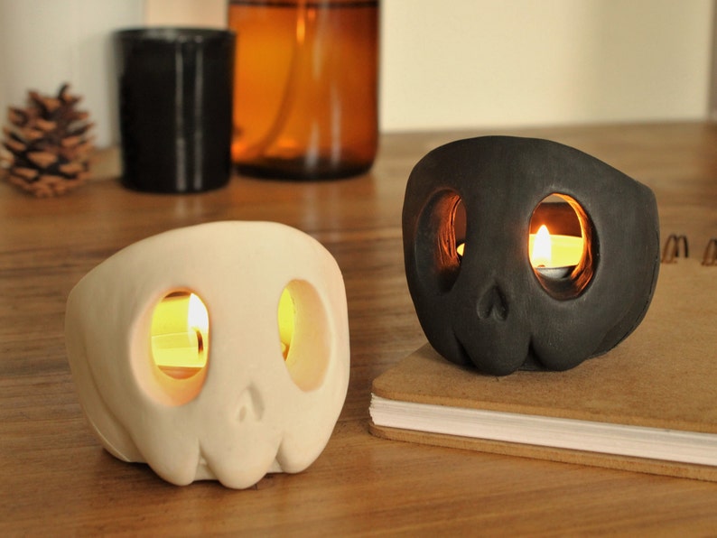 Skull Candle Holder Set Tealight Gift Halloween Decoration image 2