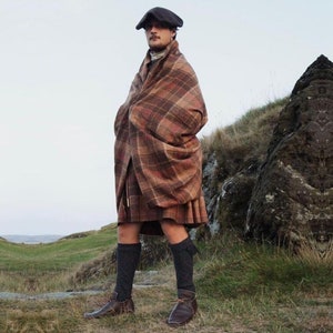 Schottischer 6 Yards großer Kilt für Herren - Traditioneller handgefertigter Tartan-Kilt - Highland Herren Kilt - Acryl-Stoff - Verfügbar 90+ Tartans