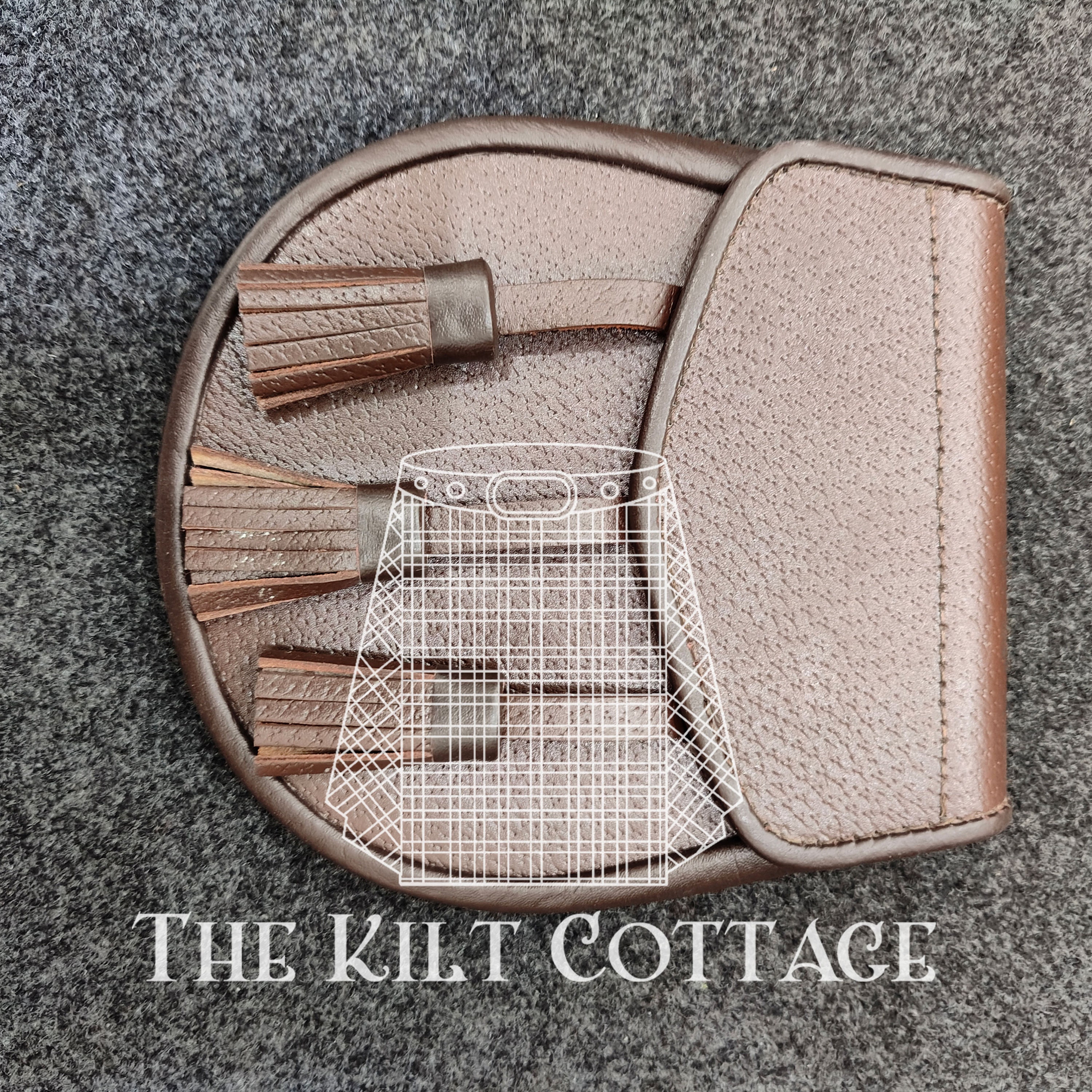 Kilt Sporran Tradizionale Scozzese Semi-Dress – Pelle Marrone Con Design Brough E 5 Nappe, Fatto A Mano Con Catena - 4