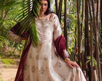 Ivory Embroidered Lawn Maxi Dress with Organza Dupatta Pakistani 3 Piece Festive Suit for Women Lawn long Frok for Wedding, Eid