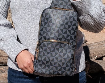 designer sling pack