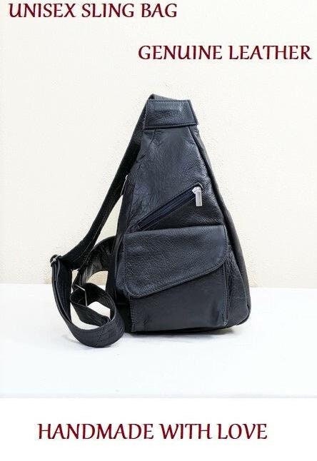 Genuine Leather Crossbody Sling Bag: Unisex Travel Backpack  display picture 2