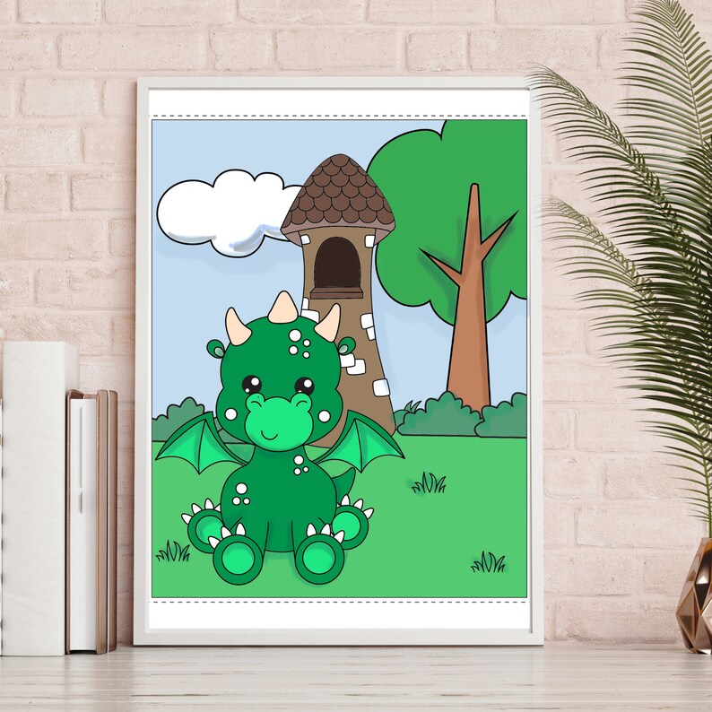 Peut inclure: Un dragon de dessin anim&eacute; vert avec de grands yeux et des ailes est assis devant une tour brune et grise avec une petite fen&ecirc;tre. Le dragon est assis sur de l'herbe verte avec un arbre vert et un nuage blanc en arri&egrave;re-plan.