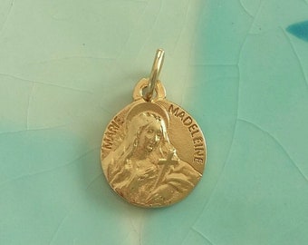 Petite médaille religieuse Sainte MARIE MADELEINE Vintage en métal