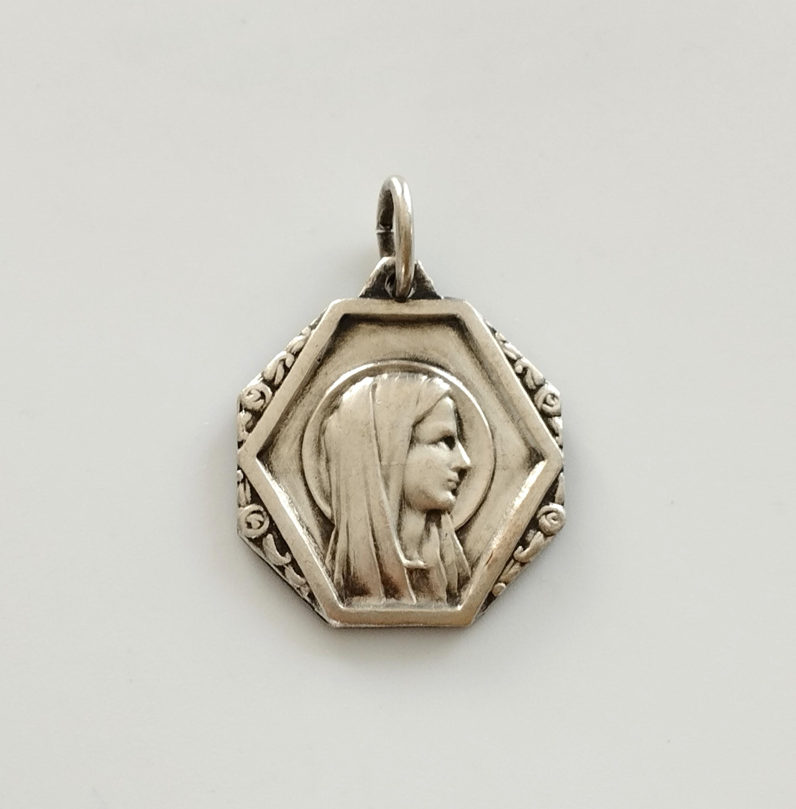 Médaille Centenaire Des Apparitions De Lourdes 1858-1958 – Aluminium – Occasion