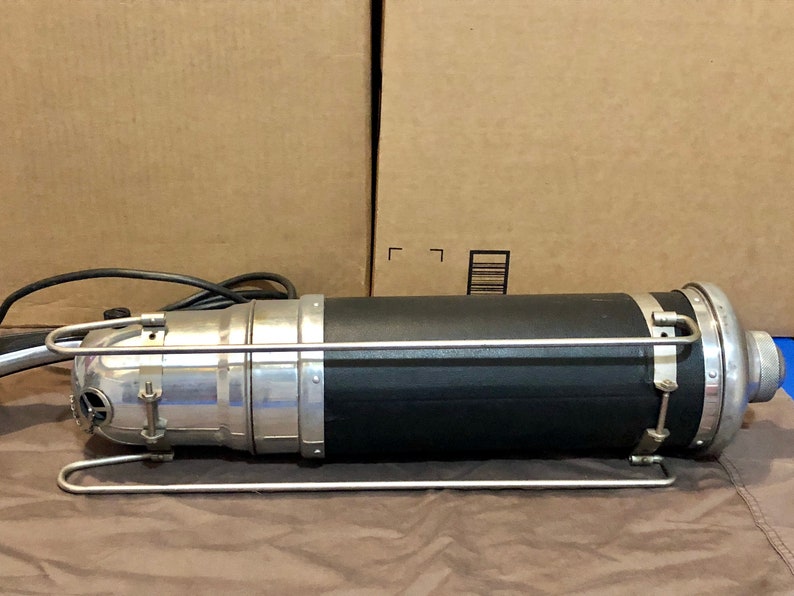 Vintage ElectroLux Cannister Vacuum Model V 1921 Complete Set image 10