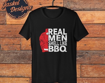 Funny BBQ Shirt - Real Men Smell Like BBQ, Egg Edition. Smoke on a Kamado ? This Barbecue shirt is for you.Short-Sleeve Unisex T-Shirt