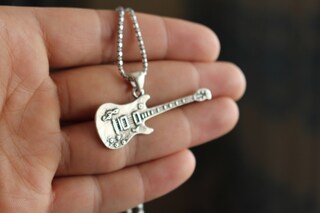 Collana Daylinlove Con Ciondolo Chitarra E Onda Marina In Argento 925 - Idea Regalo Per Musicisti