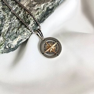 Silver Engraved Compass Necklace, Men&#39;s Compass Necklace, Unisex Compass Pendant, Anniversary Gift for Traveler, Gift dor Columbus Day