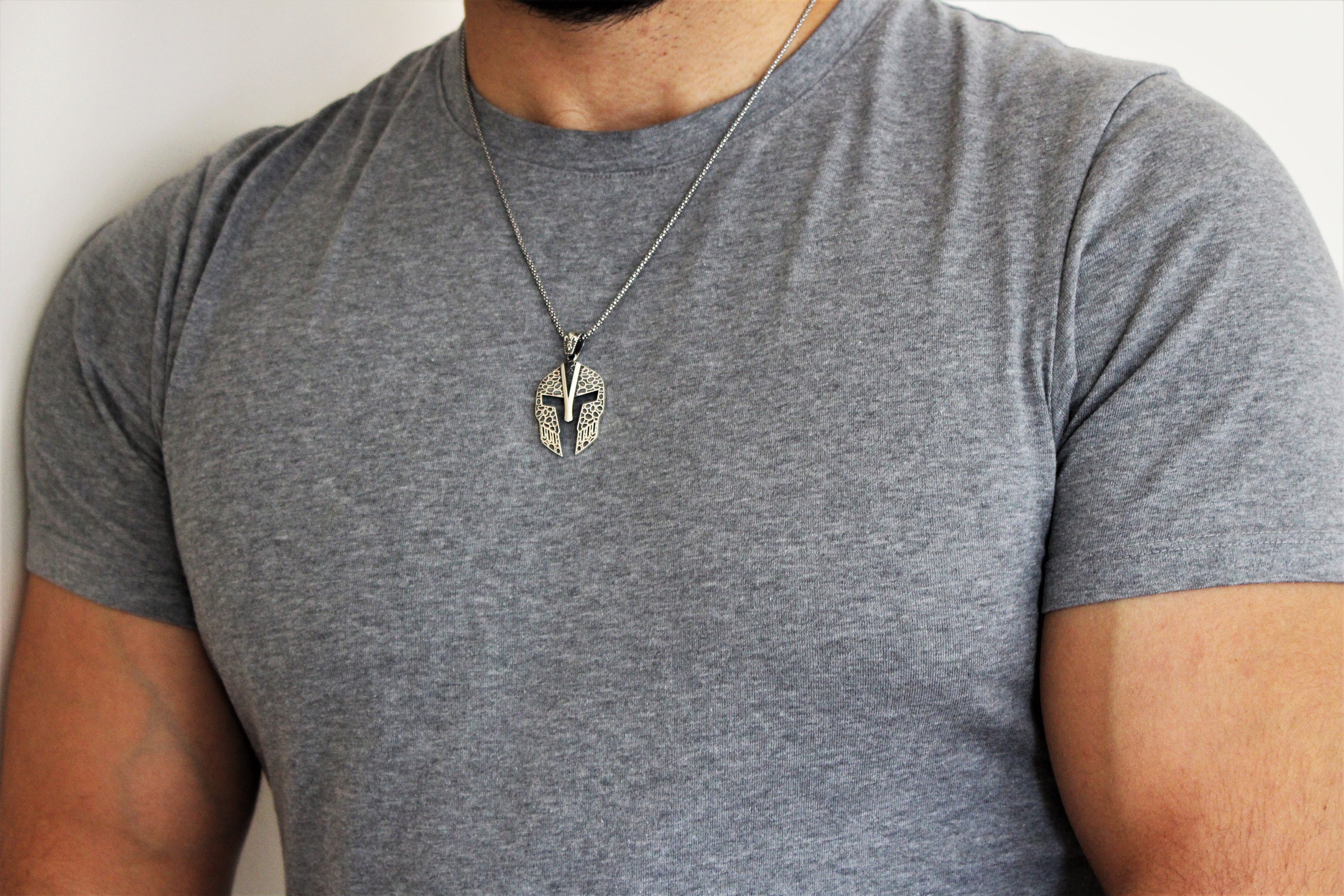 PENDENTE CIONDOLO COLLANA ELMO ROMA GUERRIERO SPARTANO 300 CROSSFIT X 3 PEZZI