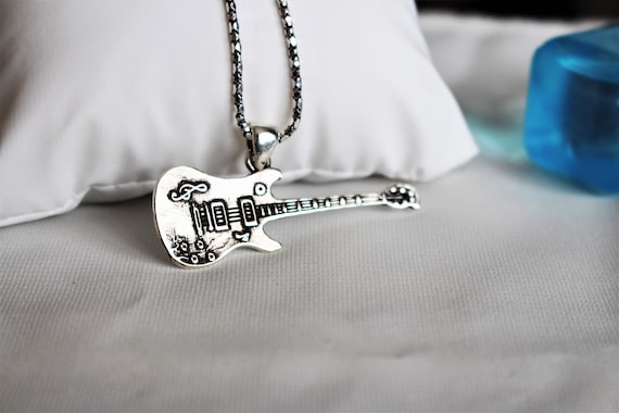Collana Daylinlove Con Ciondolo Chitarra E Onda Marina In Argento 925 - Idea Regalo Per Musicisti