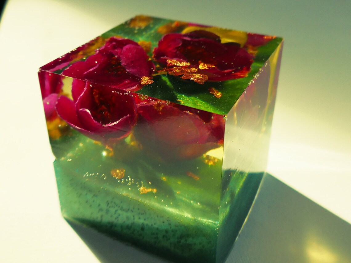 Resin flower cube handmade flower paperweight flowers in Etsy