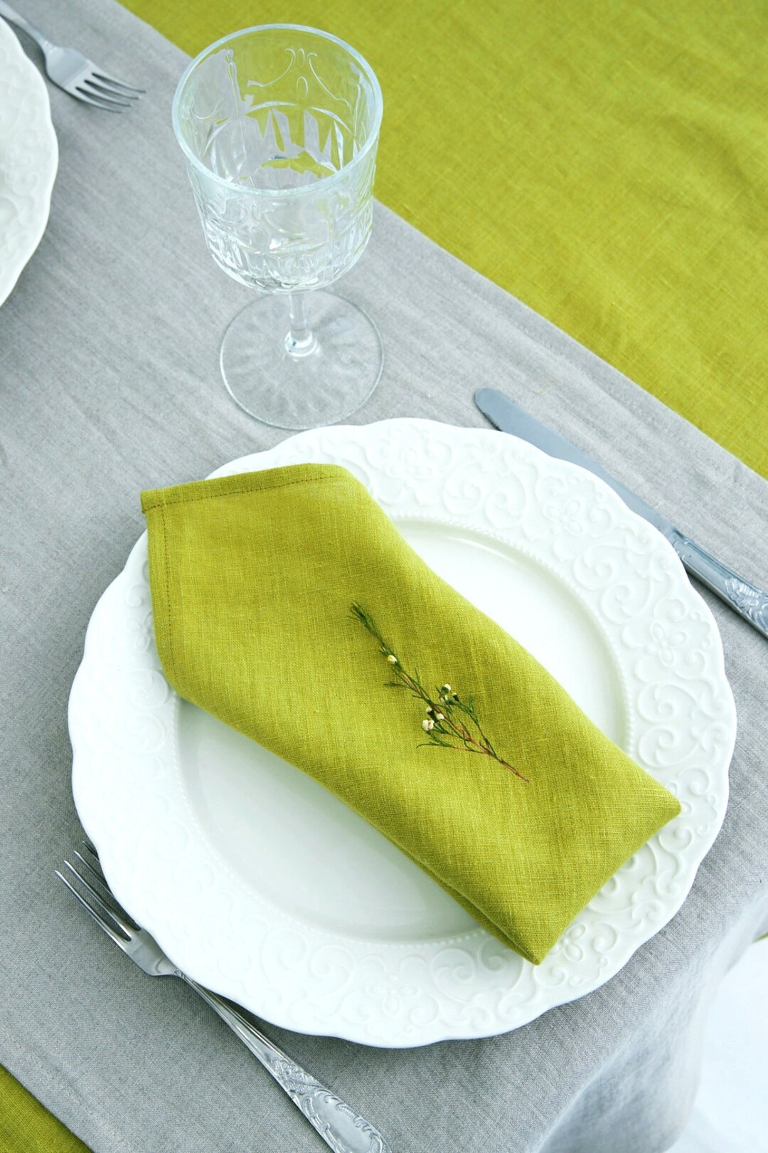 Lime Green Linen Napkins, Green Cloth Napkins, Reusable Napkins
