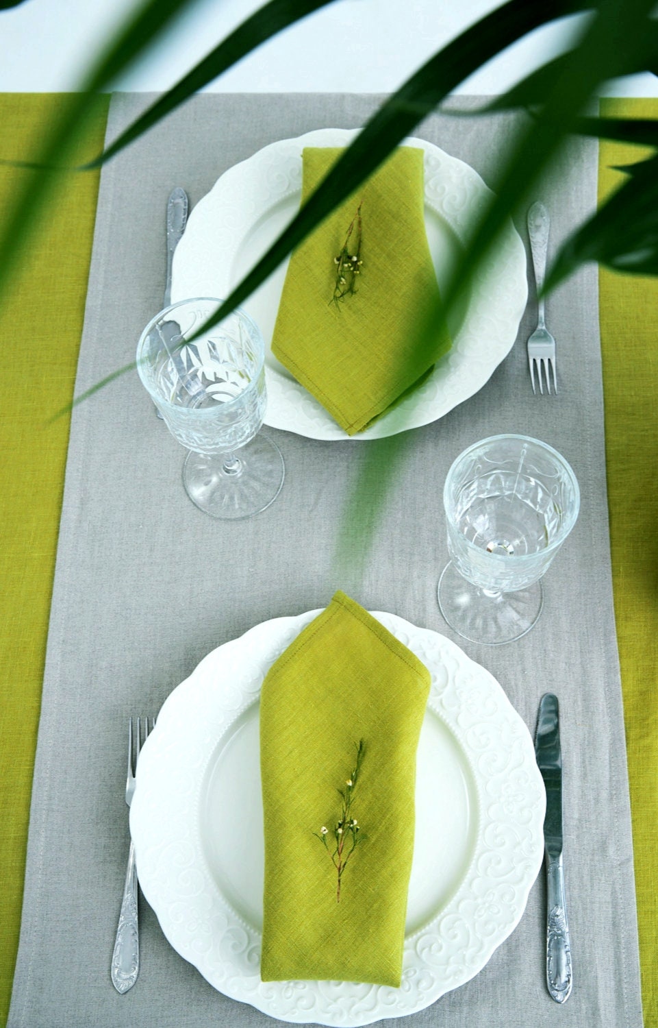 Lime Green Linen Napkins, Green Cloth Napkins, Reusable Napkins