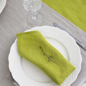 Lime green linen napkins, green cloth napkins, reusable napkins, wedding napkins, stonewashed napkins, napkins cloth, table napkins